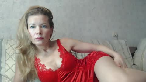Snapshot of julia_giulia chatting on 02-15-25, 01:31 julia_giulia online show from 02-15-25, 01:31
