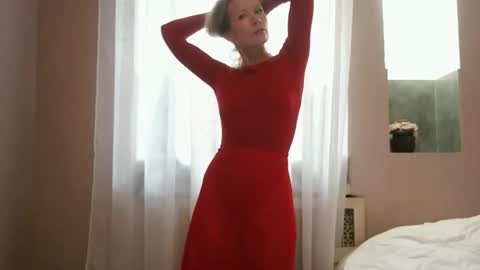 Snapshot of julia_giulia chatting on 03-11-25, 12:06 julia_giulia online show from 03-11-25, 12:06