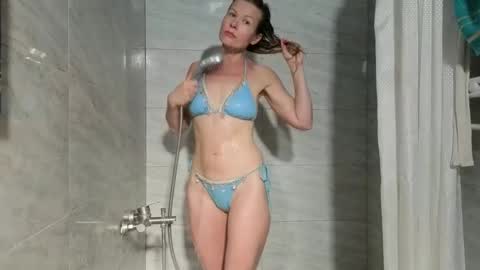 Snapshot of julia_giulia chatting on 10-20-25, 10:16 julia_giulia online show from 10-20-25, 10:16