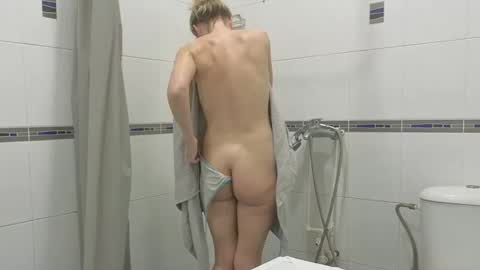 Snapshot of julia_giulia chatting on 11-30-25, 03:32 julia_giulia online show from 11-30-25, 03:32