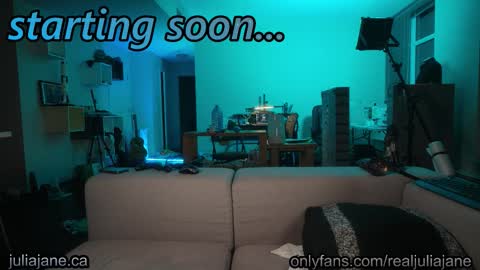 Julia Jane online show from 02-15-26, 02:41