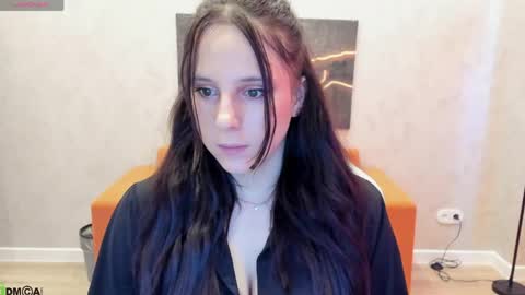 Snapshot of julia_shyy chatting on 05-07-26, 01:00 Julia Shyy online show from 05-07-26, 01:00