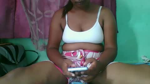 juliah02 online show from 02-07-25, 06:24