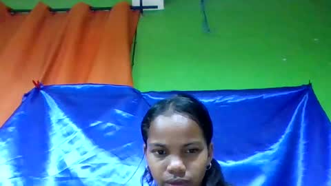Snapshot of juliah02 chatting on 06-20-26, 01:25 juliah02 online show from 06-20-26, 01:25