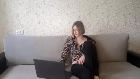 Kate online show from 03-31-26, 03:12