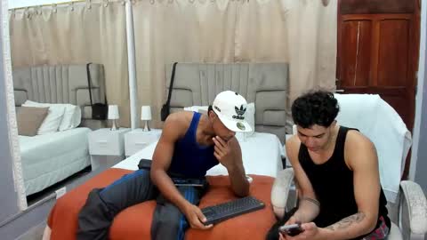 Snapshot of julian_billy chatting on 01-04-25, 02:25 julian billy online show from 01-04-25, 02:25