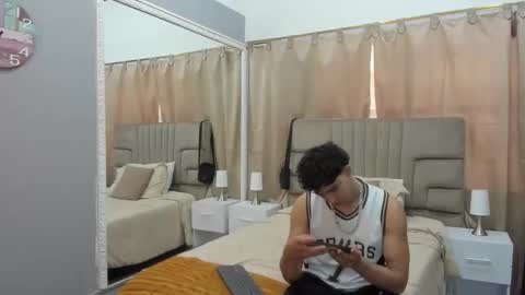 Snapshot of julian_billy chatting on 03-10-25, 02:48 julian billy online show from 03-10-25, 02:48