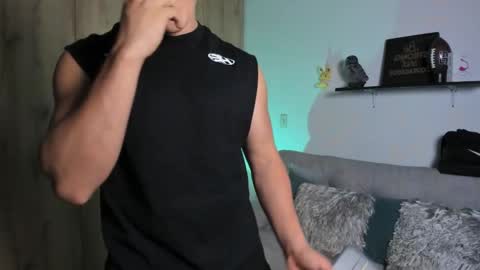 julian_wallace online show from 02-23-26, 02:25