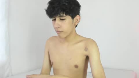 Snapshot of julian_xp chatting on 05-29-26, 08:29 Julian online show from 05-29-26, 08:29