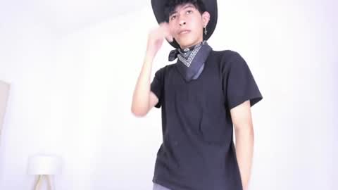 Snapshot of julian_xp chatting on 07-16-26, 07:09 Julian online show from 07-16-26, 07:09