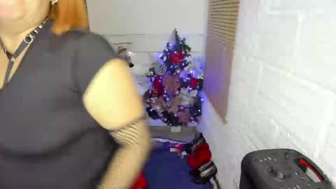 Snapshot of juliana_052318 chatting on 12-05-24, 12:08 juliana online show from 12-05-24, 12:08