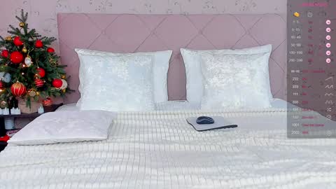 Snapshot of juliana_browns chatting on 01-07-25, 02:42 Juliana online show from 01-07-25, 02:42