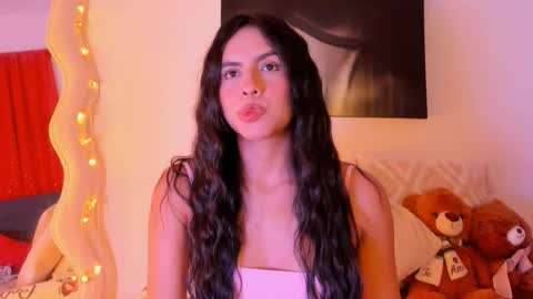 Snapshot of juliana_cute_22 chatting on 03-12-26, 04:18 Juliana online show from 03-12-26, 04:18