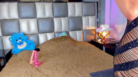 juliana_js_ online show from 01-25-25, 11:11