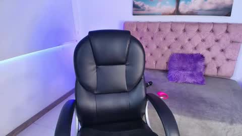  JULIANA CASTRO online show from 03-19-26, 11:47