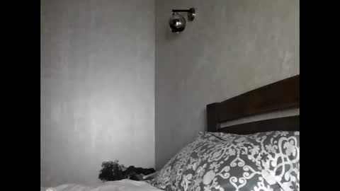 Snapshot of julianagold1 chatting on 11-22-25, 06:18 julianagold1 online show from 11-22-25, 06:18