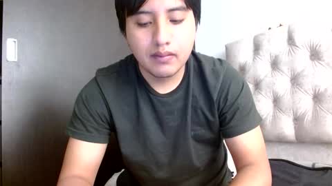 Snapshot of julianalvarez95 chatting on 05-11-26, 02:34 Julian online show from 05-11-26, 02:34