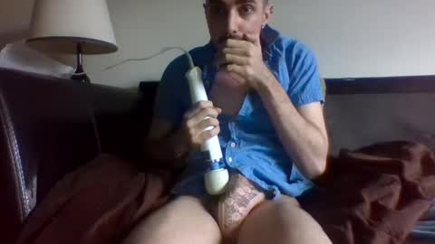 julianjj2001 online show from 12-17-24, 07:26