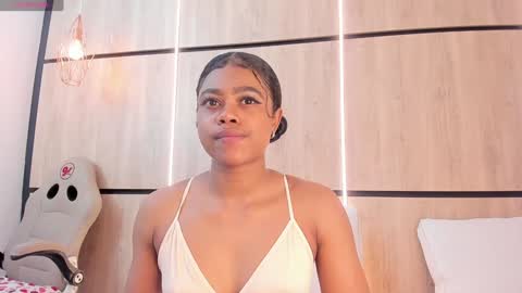 Snapshot of julianna_smith chatting on 01-16-25, 02:41 ANDREA online show from 01-16-25, 02:41