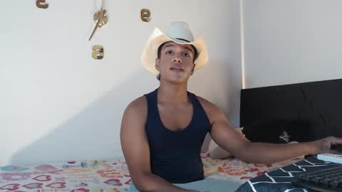 Juliann online show from 10-30-25, 03:13