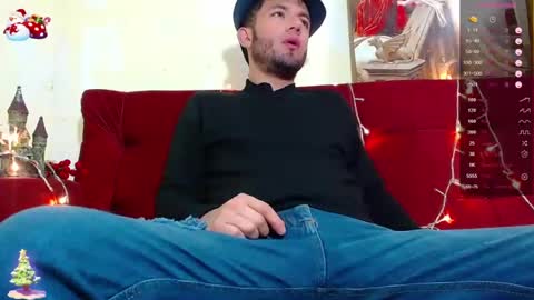 Call me  Juliano independent model online show from 12-28-24, 07:00