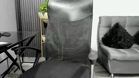 Snapshot of juliansexxx16 chatting on 03-03-25, 02:15 Julian online show from 03-03-25, 02:15