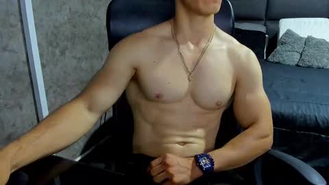 Snapshot of juliansexxx16 chatting on 10-03-25, 12:57 Julian online show from 10-03-25, 12:57