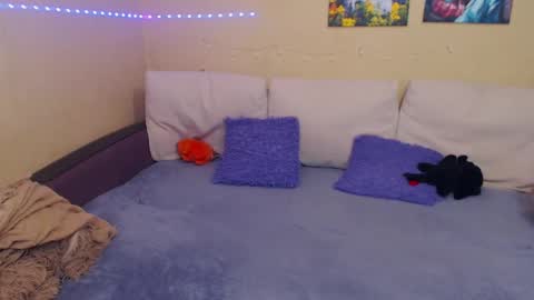 Jul online show from 03-10-25, 03:30