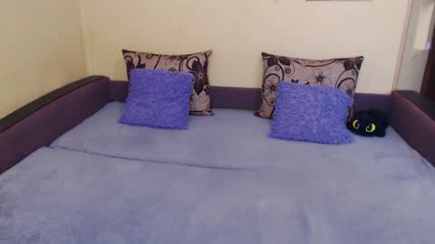 Jul online show from 11-22-25, 12:04