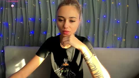 Yulya online show from 10-31-25, 03:07