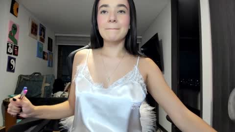 Snapshot of julidavila chatting on 12-03-24, 12:24 Jeimy Help me to reach 100 thumbs up online show from 12-03-24, 12:24