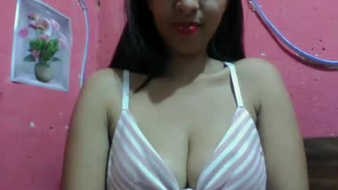 Snapshot of julie0612 chatting on 06-16-26, 11:02 julie0612 online show from 06-16-26, 11:02