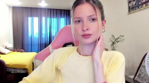 Snapshot of julie_flores chatting on 06-12-26, 02:38 Julie online show from 06-12-26, 02:38