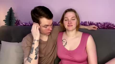 Julie and Thomas online show from 12-15-25, 08:07