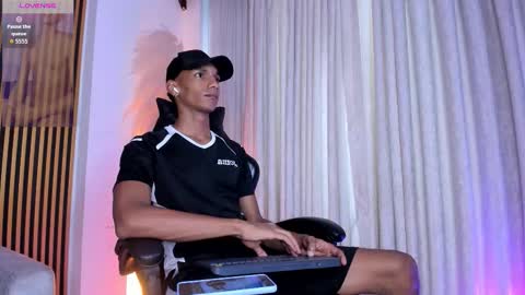 Julien online show from 11-14-25, 12:15