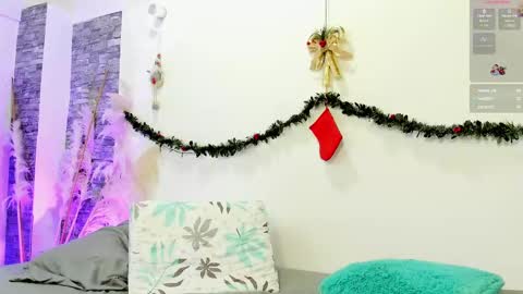 Snapshot of julieta_333 chatting on 01-06-25, 03:51 julieta_333 online show from 01-06-25, 03:51