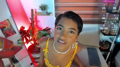 Juli online show from 11-24-25, 01:33