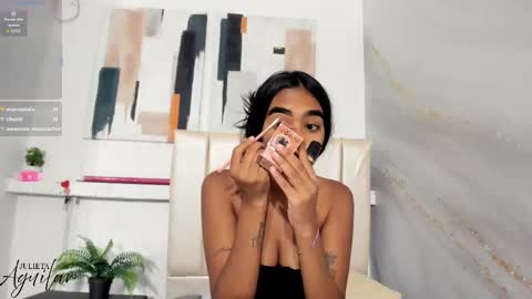 Juli online show from 09-17-25, 07:37