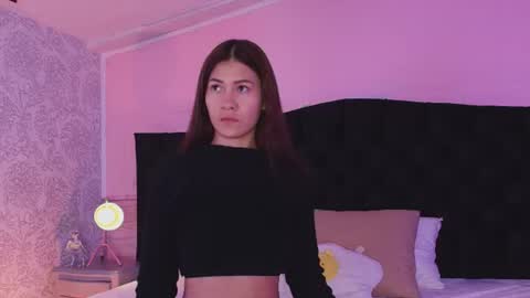 Julieta  online show from 07-22-26, 11:57