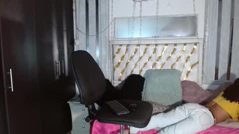 JULIETA online show from 09-17-25, 03:41