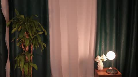 Snapshot of julieta_valencia chatting on 07-19-26, 02:59 julieta_valencia online show from 07-19-26, 02:59