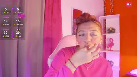 Snapshot of julietacollins_ chatting on 02-06-25, 12:26 Juliet online show from 02-06-25, 12:26