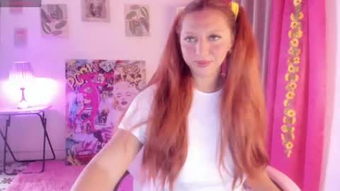 Snapshot of julietacollinss chatting on 07-12-26, 05:26 Julieta online show from 07-12-26, 05:26