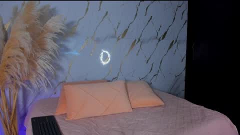 Julieth Gomez online show from 04-06-26, 12:41