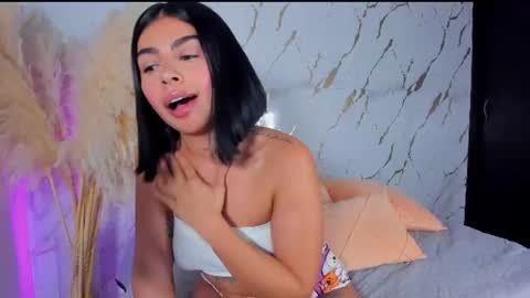 Julieth Gomez online show from 07-15-26, 03:12
