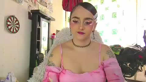 Snapshot of julietajaguar chatting on 05-30-26, 06:05 Julieta Jaguar online show from 05-30-26, 06:05