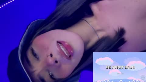 Snapshot of julietariverss chatting on 12-05-24, 06:43 Julieta online show from 12-05-24, 06:43