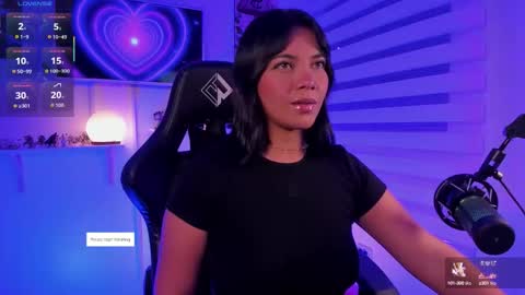 Snapshot of julietariverss chatting on 09-17-25, 12:23 Julieta online show from 09-17-25, 12:23