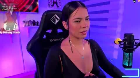 Snapshot of julietariverss chatting on 10-24-25, 01:13 Julieta online show from 10-24-25, 01:13