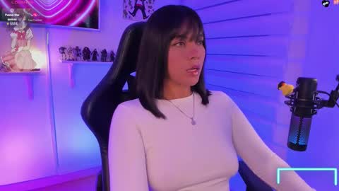 Snapshot of julietariverss chatting on 11-17-25, 03:23 Julieta online show from 11-17-25, 03:23